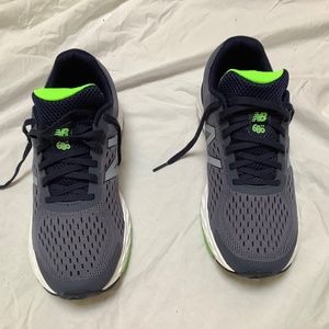 New Balance, men shoes size 11